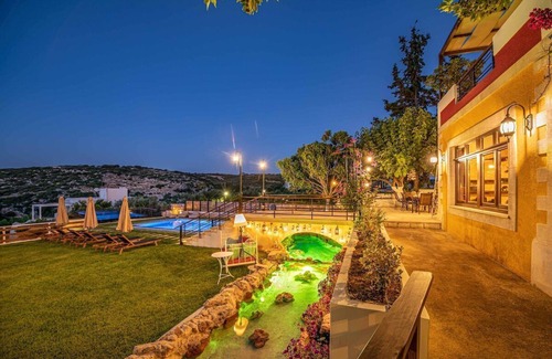 Gerani Villa | Villa Staras - Private Heated Pool Near The Beach