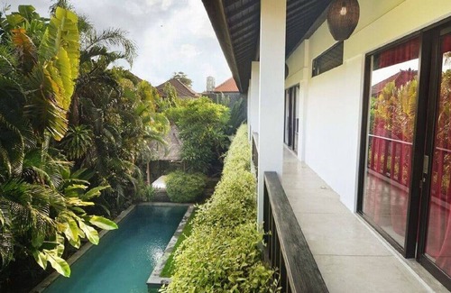 Seminyak Villa | Villa Sukara - modern in Central Seminyak