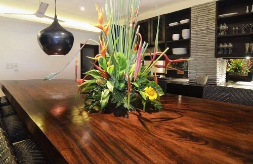 Seminyak Villa | Villa Sukara - modern in Central Seminyak