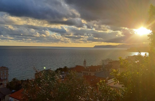 Varazze House | Villa sul Mare: Grandiose sea view!