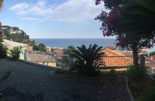 Varazze House | Villa sul Mare: Grandiose sea view!
