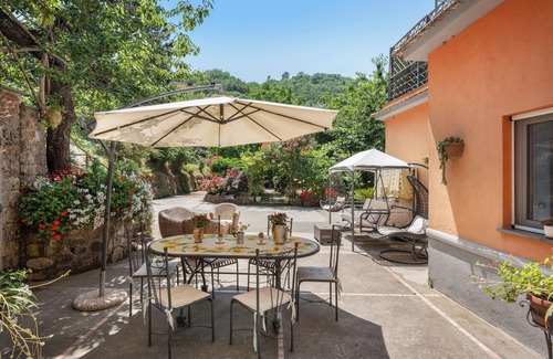 Colli di Fontanelle Villa | Villa 'Sulle Colline Di Sorrento' with Sea View, Wi-Fi and Air Conditioning