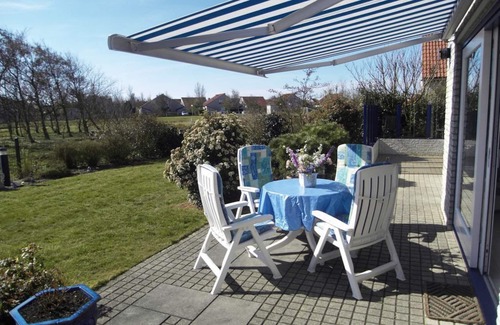 Julianadorp aan zee House | Villa Summerwind2*, sauna, fireplace, WLAN, enclosed parking. Garden, by the sea, by the golf course