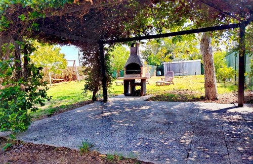 Cascina Villa | Villa 'Sunflowers' with Mountain View, Wi-Fi and Air Conditioning