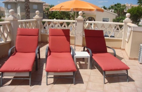 Quesada Villa | VILLA SUNRISE Detached Villa with Private Pool and Wi-Fi