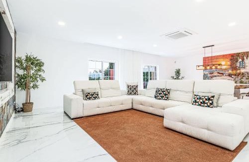 Alporchinhos Villa | Villa Sunset Haven by Interhome
