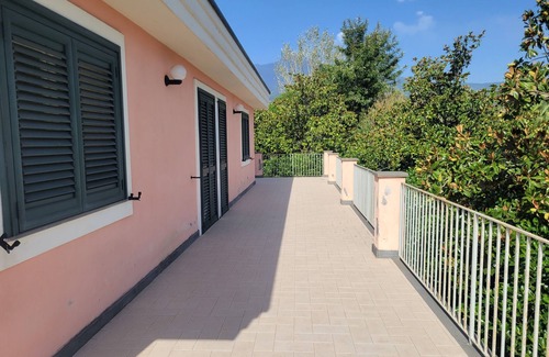 Santa Venerina Villa | Villa surrounded by greenery with swimming pool, Zagara suite