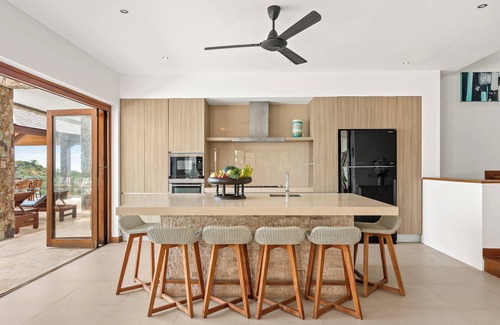 Moo 5 Villa | Villa Syama - Direct Beach Access