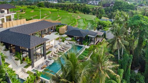 Mas Villa | Villa Tanah Yang Jauh by BaliSuperHost