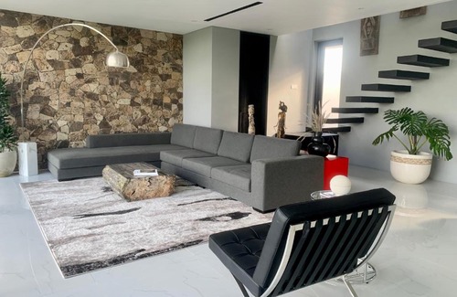 Cemagi Villa | VILLA TERBIS