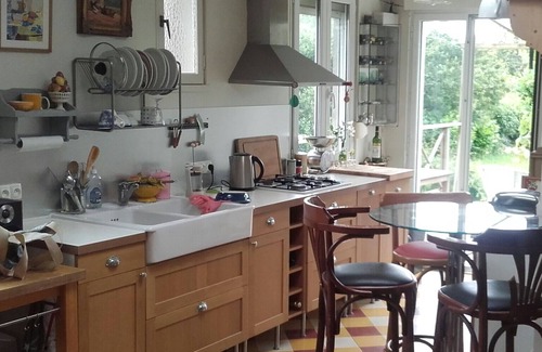 Etaples Bed & Breakfast | Villa Thérèse: a country house in the center of town, close to the sea!