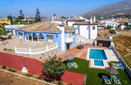 Fuengirola Villa | Villa Tia Ana by Villa Plus