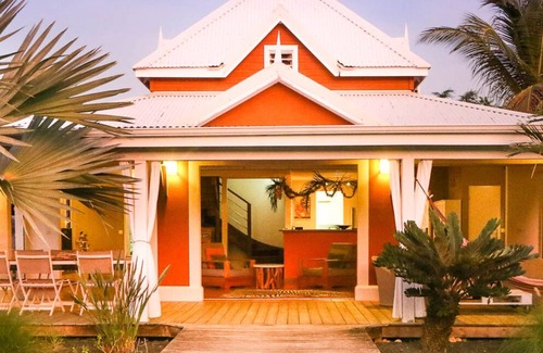 Anse des Rochers Villa | Villa TIKI REVA with private pool and garden #Louisiana Park St-François ⭐