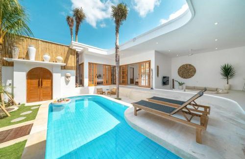 Pererenan Villa | Villa TOLOSA - NEW Modern & Luxury 3BR - Central Canggu Beach