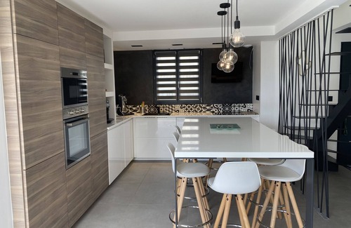 Sainte-Marie-Plage House | Villa Tomeva, new house with heated pool, 400 meters from the beach.