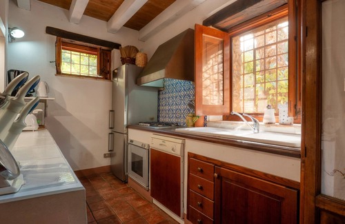 Cefalu Villa | Villa 'Toniasole' with Sea View, Wi-Fi and Air Conditioning