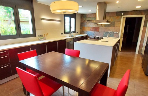 Torroella de Montgri Ski Chalet | Villa Torre Gran Private Pool