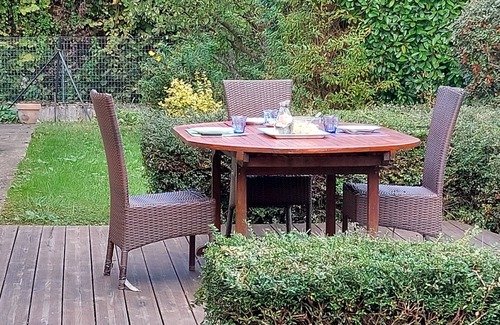Aix-les-Bains Villa | Villa Tout Confort, 4 Personnes, Très Ensoleillée, Grand Calme, Jardin Arboré