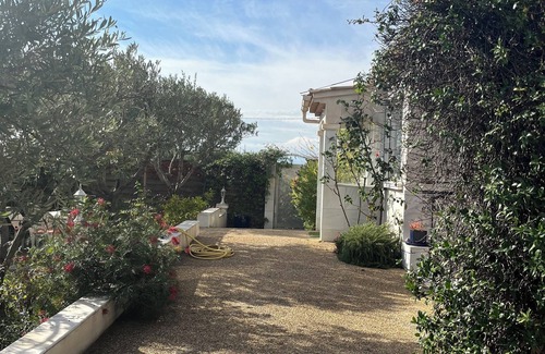 Bessan Villa | Villa Tout Confort 8 Pers Avec Climatisation et Piscine Privée