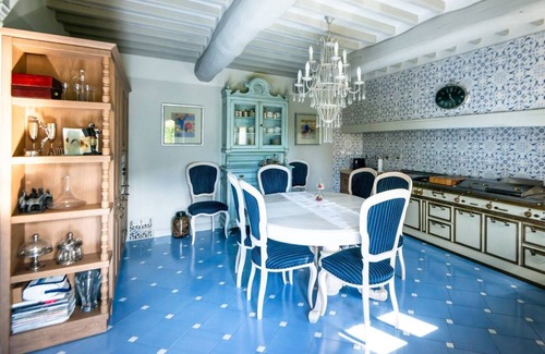 Radda in Chianti Villa | Villa Tower House Fattoria di Montemaggio