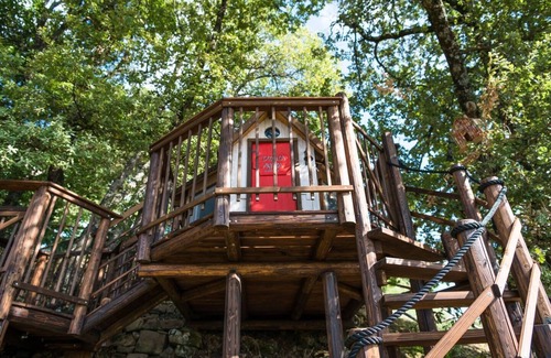 Radda in Chianti Villa | Villa Tower House Fattoria di Montemaggio