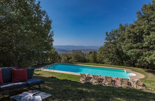 Gambassi Terme Villa | Villa + Tower with Private pool