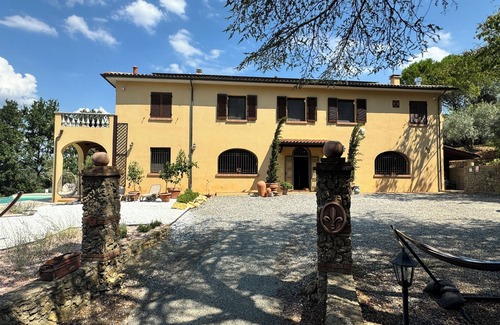 Montescudaio Villa | Villa Tramontalba - luxury villa, private infinity pool, spectacular panorama