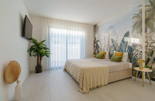 Atalaia Villa | Villa Tropical with jacuzzi and private swimming pool
