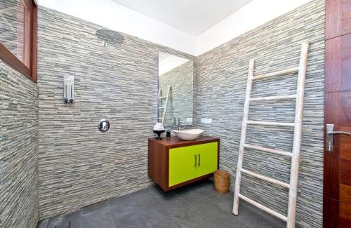 Dewi Sri Villa | Villa True Colors