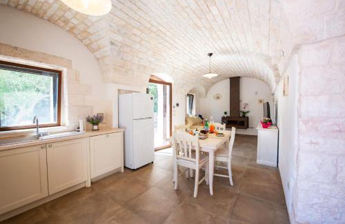 Casalini Villa | Villa Trullo Tesoro by Villa Plus