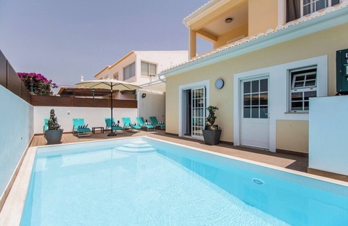 Porto de Mos Villa | Villa Tucana- Villa for 10 guests in Lagos with private pool & 1 km to the beach
