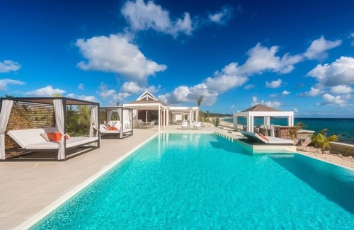 Plum Bay Villa | Villa Turtle Nest Fall Promotion | Beach Front - Located in Stunning Baie Longue with Private Pool