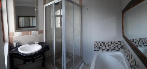 Summerstrand House | Villa Tuscana