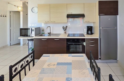 Plouguerneau Villa | Villa Ty Mone - Sea view and beach 100m away