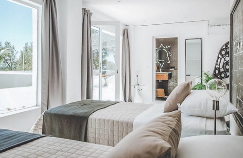 Can Furnet Villa | Villa Una - Five Bedroom Villa, Sleeps 10