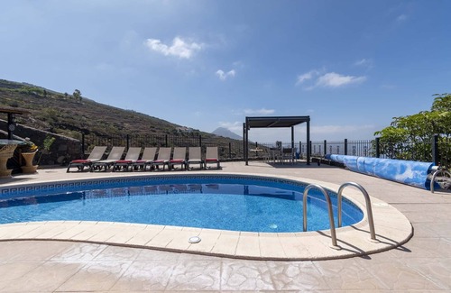 Armenime Villa | Villa Una Summary: Vi