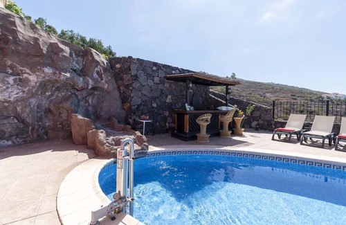Armenime Villa | Villa Una Summary: Vi
