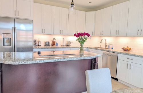 Fort Myers Villa | Villa Valencia - 3 Bedroom on the River with a Pool