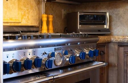Santa Rosa House | Villa Valentina: A Taste of Tuscany in the Heart of Sonoma Wine Country
