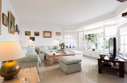 Pasito Blanco Villa | Villa Valeria with Sea View, Garden, Shared Pool & Wi-Fi