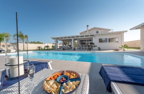 Santa Maria del Focallo Villa | Villa Venere - Luxury Villa with pool
