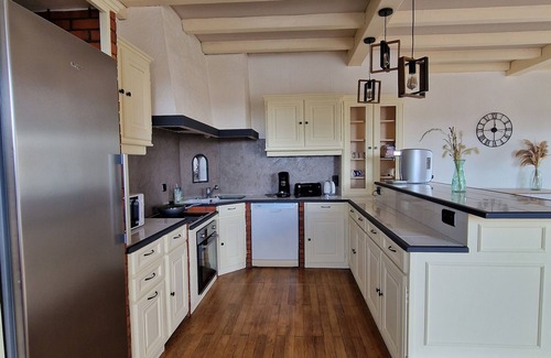 Pornic Villa | Villa Victoria, with indoor pool, 900 m from Pornic center and beaches