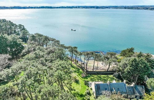 Baden Villa | Villa Villa de la Pointe du Blair by Interhome