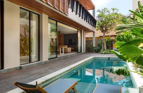 Sanur Villa | Villa Villa MoonShine – Where Tranquillity Meets Tropical Sparkle