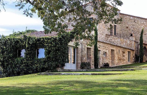 Sarteano Villa | Villa Viola with Pool and Garden, Ideal for Weddings