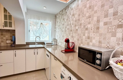 Callao Salvaje Villa | Villa Violetta close to the Beach with Pool, Garden, A/C and Wi-Fi