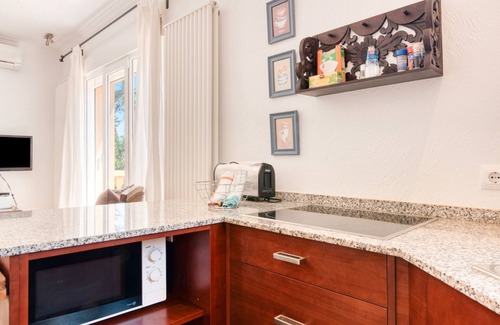 Denia Villa | Villa 'Vista 28' with Sea View, Wi-Fi and Air Conditioning