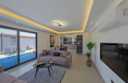 Yesiluzumlu Villa | Villa Vitis Duo by Tatil Premium