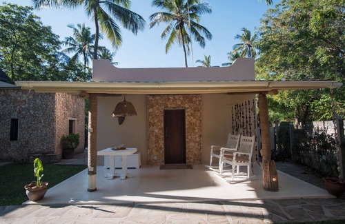 Watamu Villa | VILLA VITTORIA, private villa with pool and chef