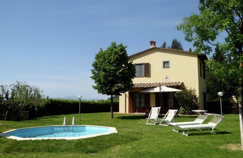 Terricciola Villa | Villa Vivaja - Badia di Morrona